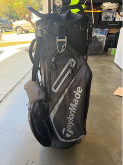 TaylorMade golf bag