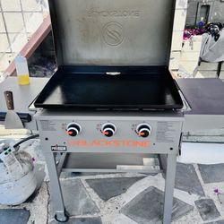 Blackstone pro top series griddle