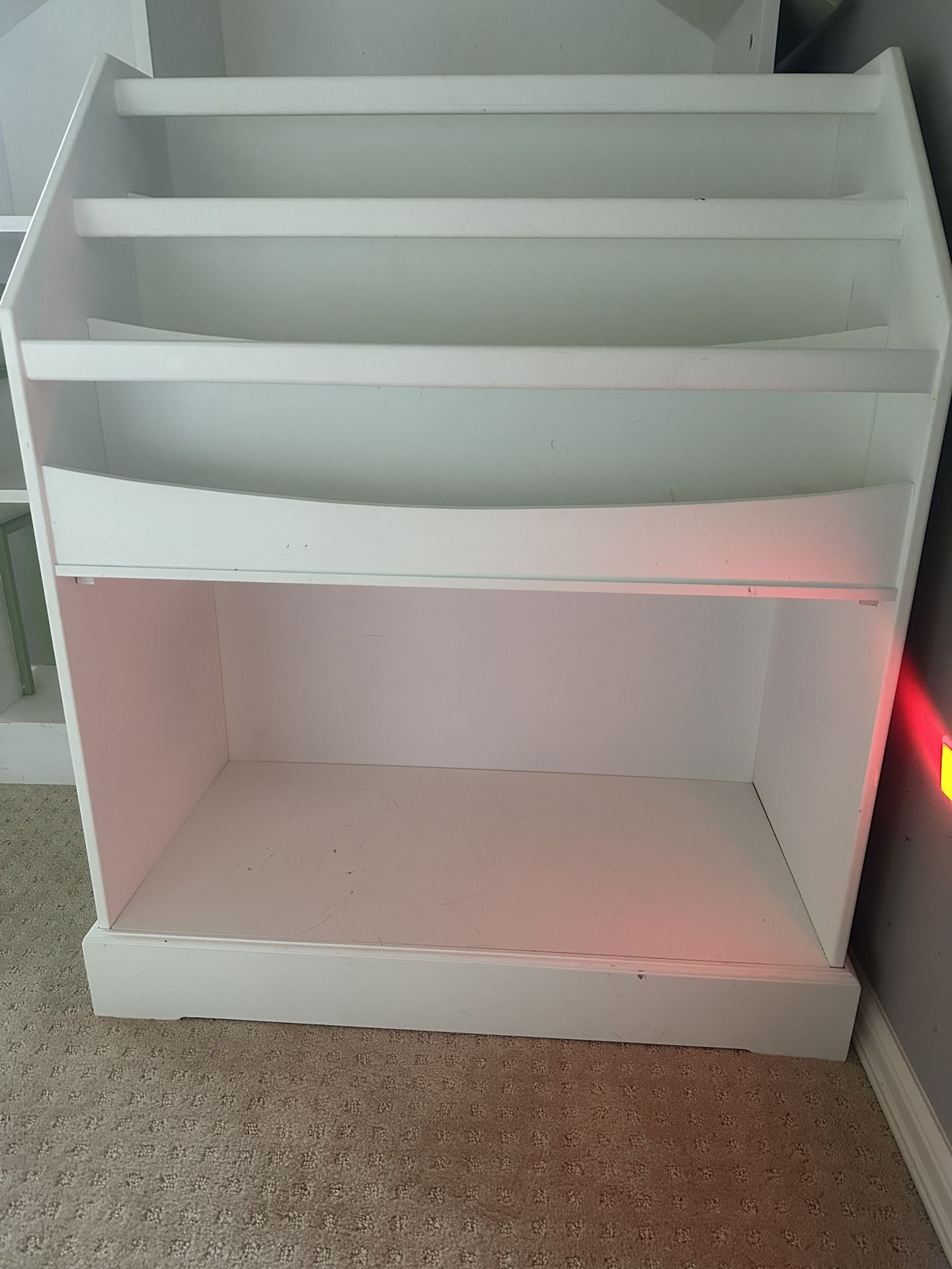 Kids Shelf/bookcase