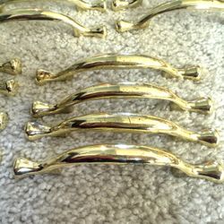 Cabinet Handles 68 Total