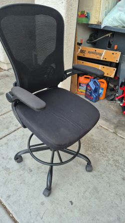 Desk chair