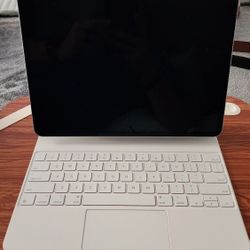 Apple IPad Pro 12.9-inch (5th Hen) A2379 256G 5G + Wi-fi