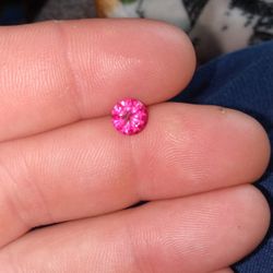  Round Pink Sapphire 