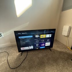 32in Roku TV