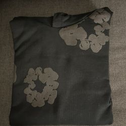 Size Medium Denim Tears    Tap Inn📲📲