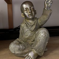 Buddha Peace Figure