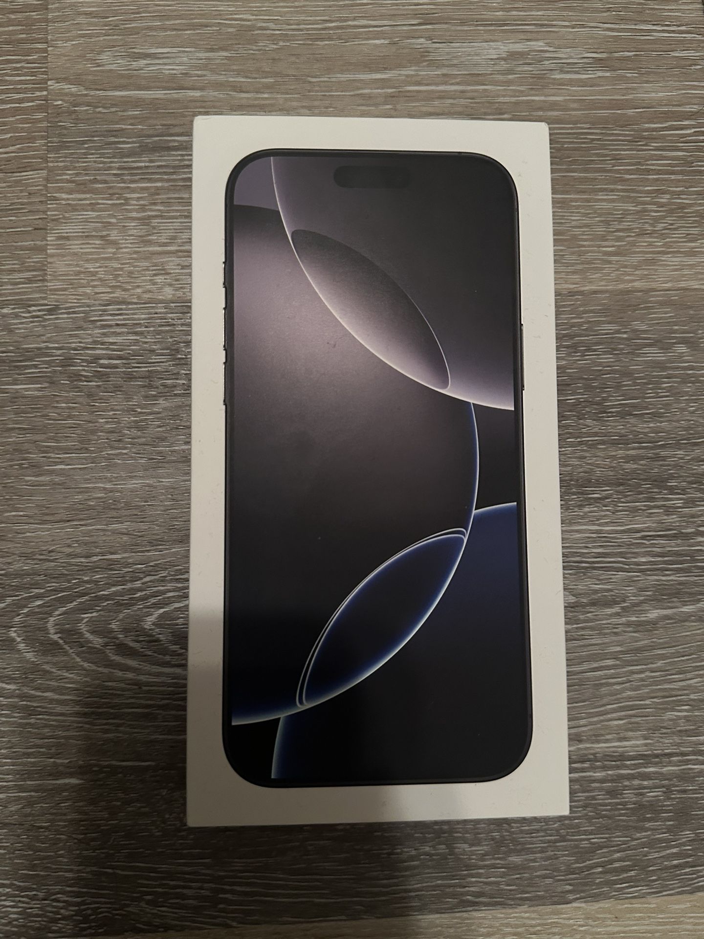 iPhone 16 Pro Max