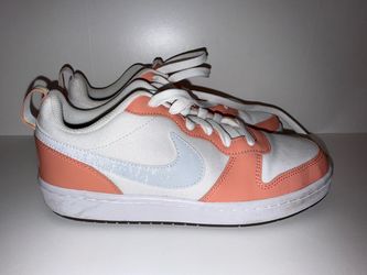 Nike shoes size 5 in boys