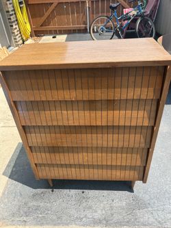dresser