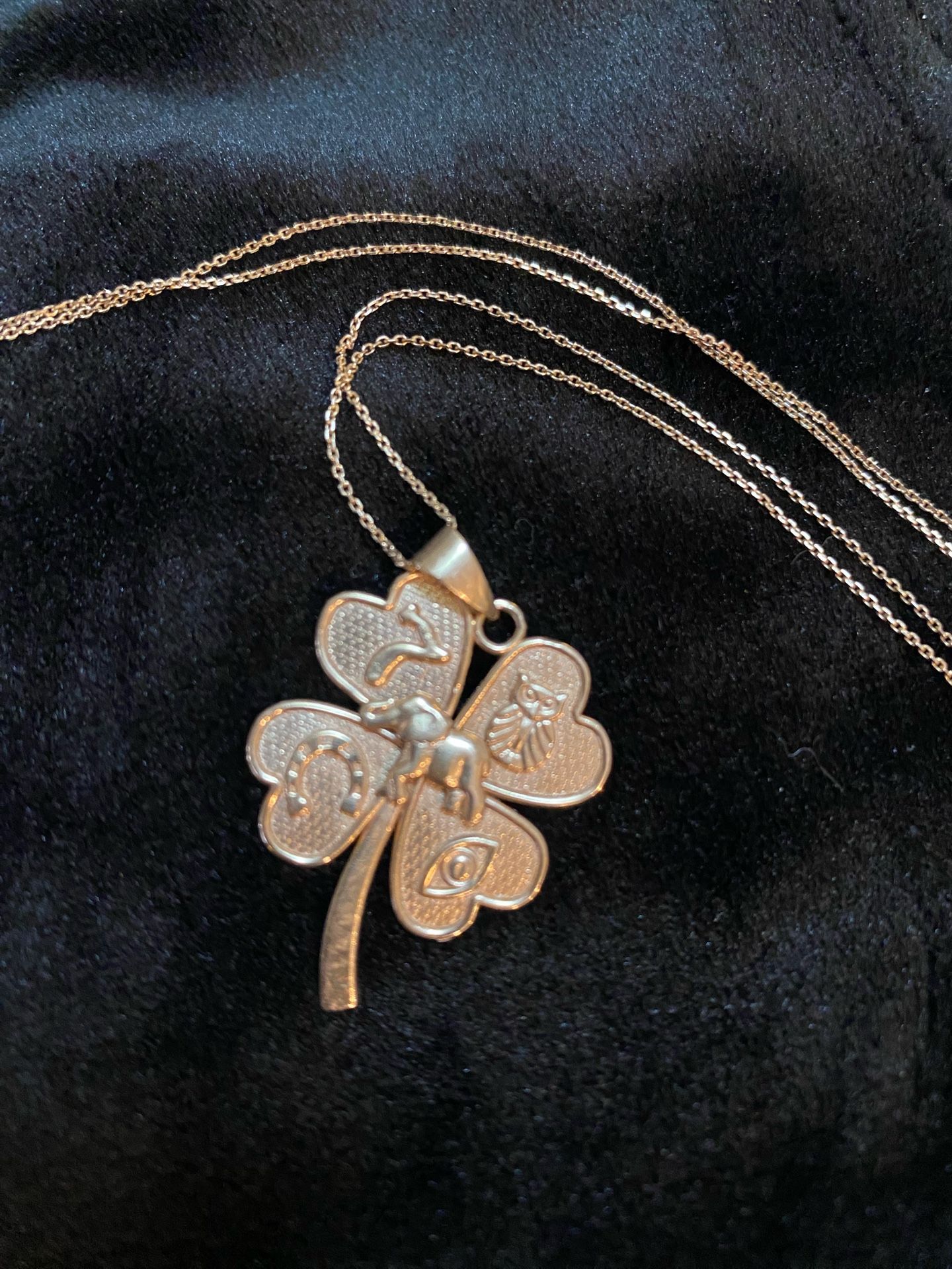 14k Rose Gold 4 Leaf Clover Charm Necklace