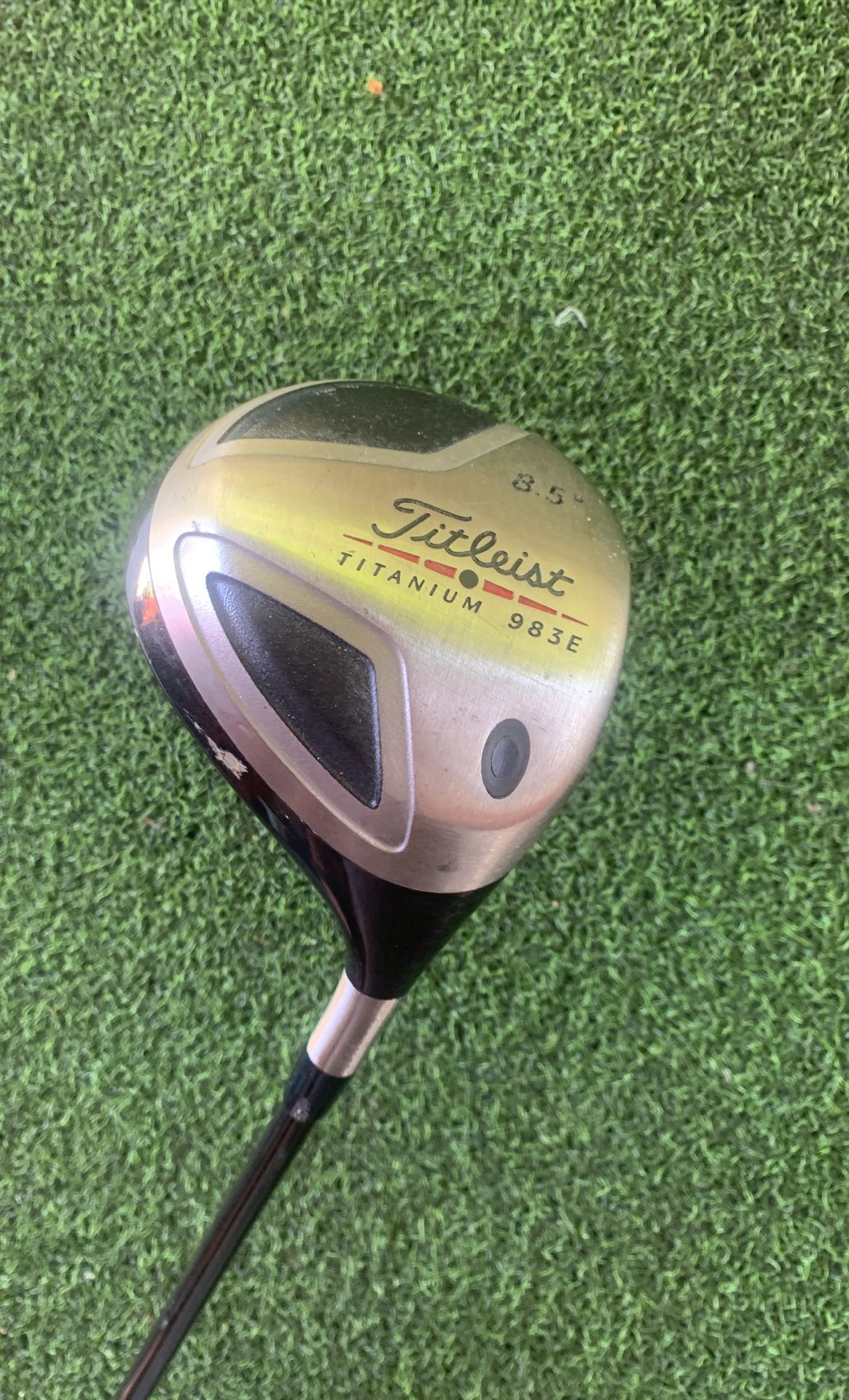 Titleist Titanium 983 E Driver 8.5 Deg Extra Stiff Shaft