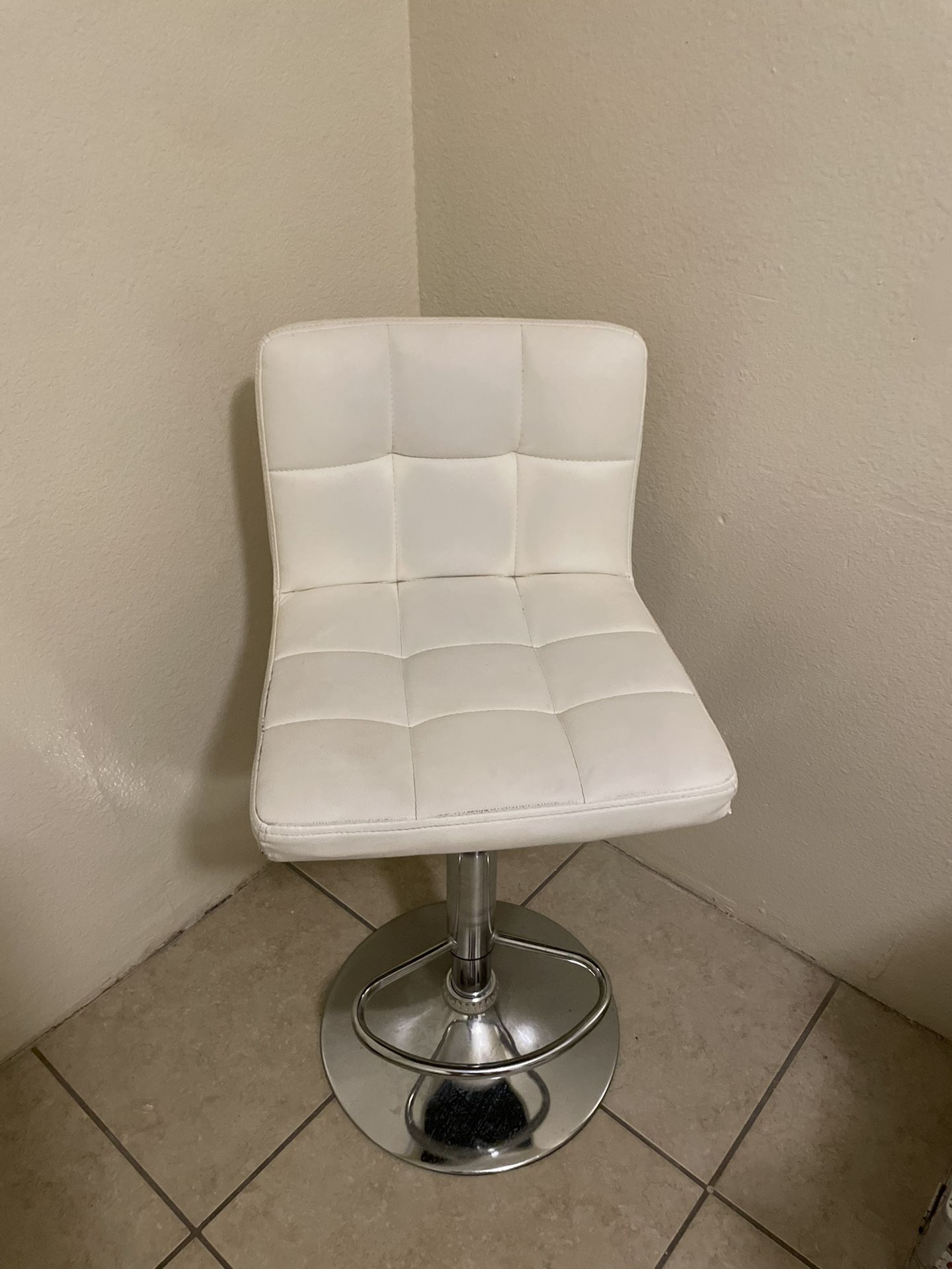Vanity Chair