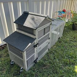 Chicken Coop/rabbit Coop/ Pet House 