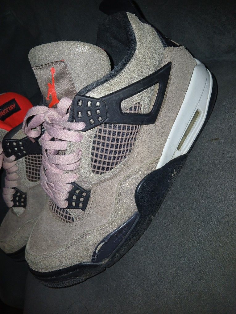 Size 8.5 - Jordan 4 Retro Mid Taupe Haze $160