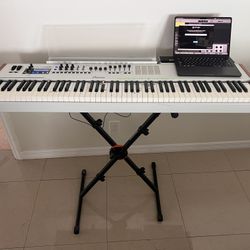 Arturia KeyLab 88 Key MIDI Controller – Hammer Action – Great Condition