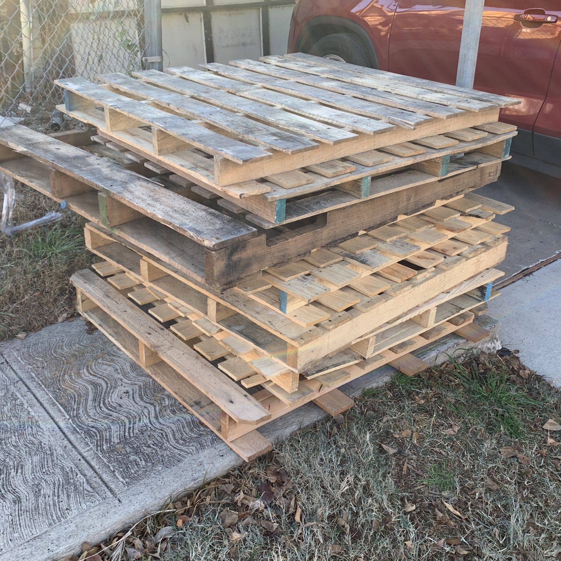 FREE Pallets