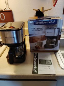 1 Month Old Elite Gourmet 5-Cup Coffee Maker
