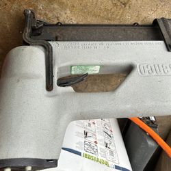 Senco MODEL MII Nail gun