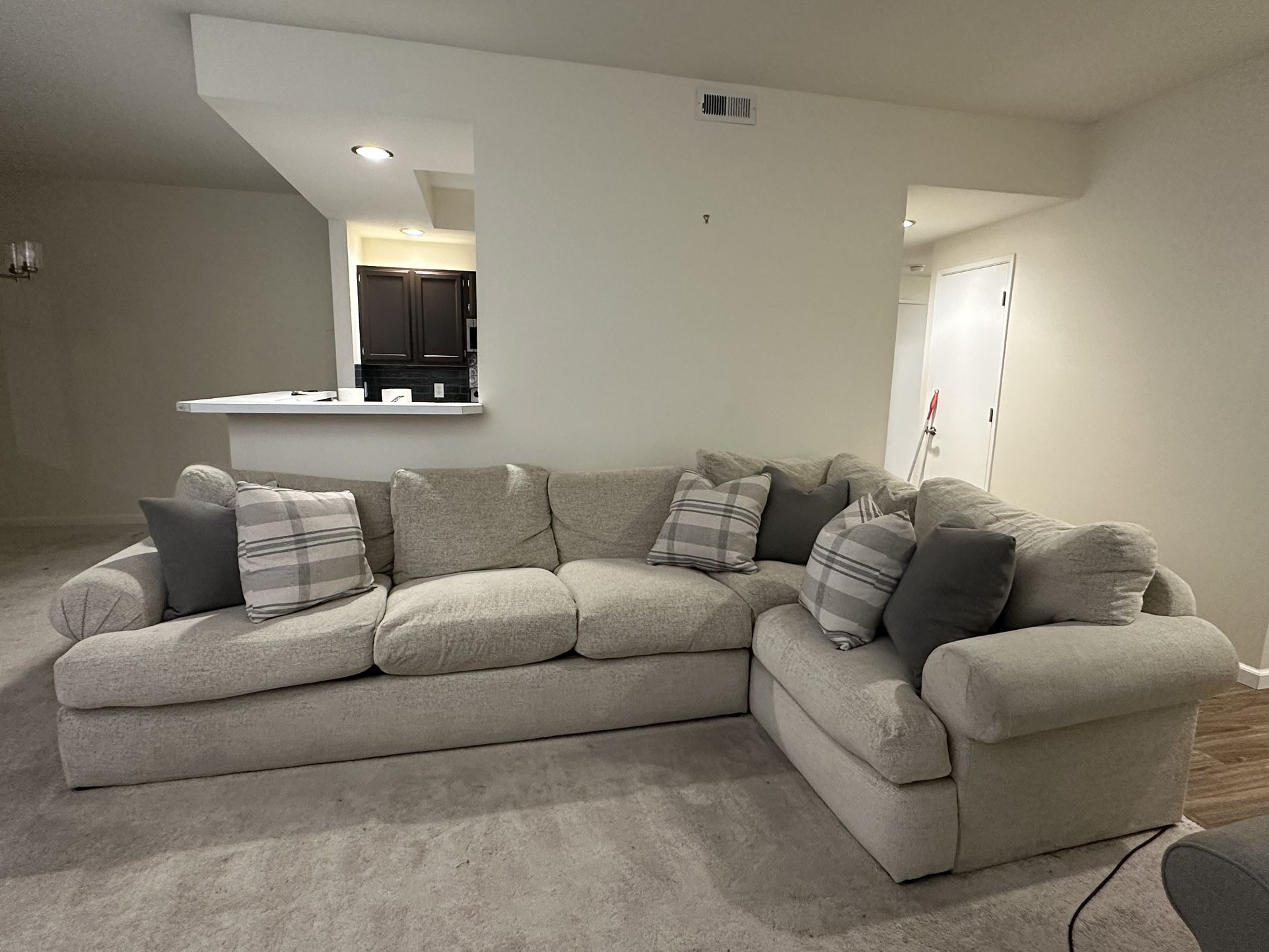 Stanton 2-Piece Beige Sectional