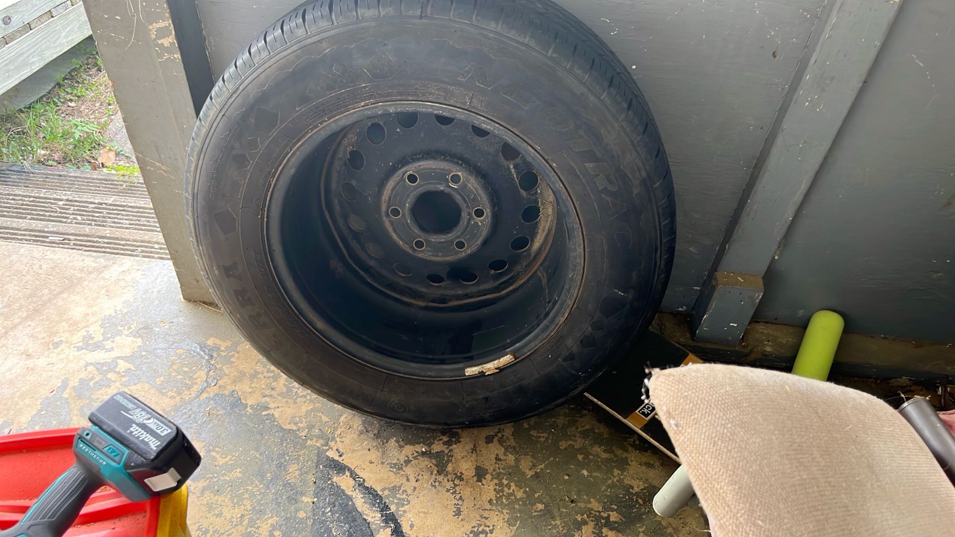 Single Truck Tire Size 245/65R17/107T