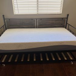 Twin Trundle Bed With Foam Mattress And Sheets