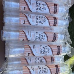 Wine Glasses. Plastic 5.5