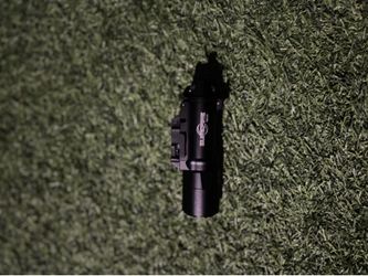 SUREFIREX300UA NEW
