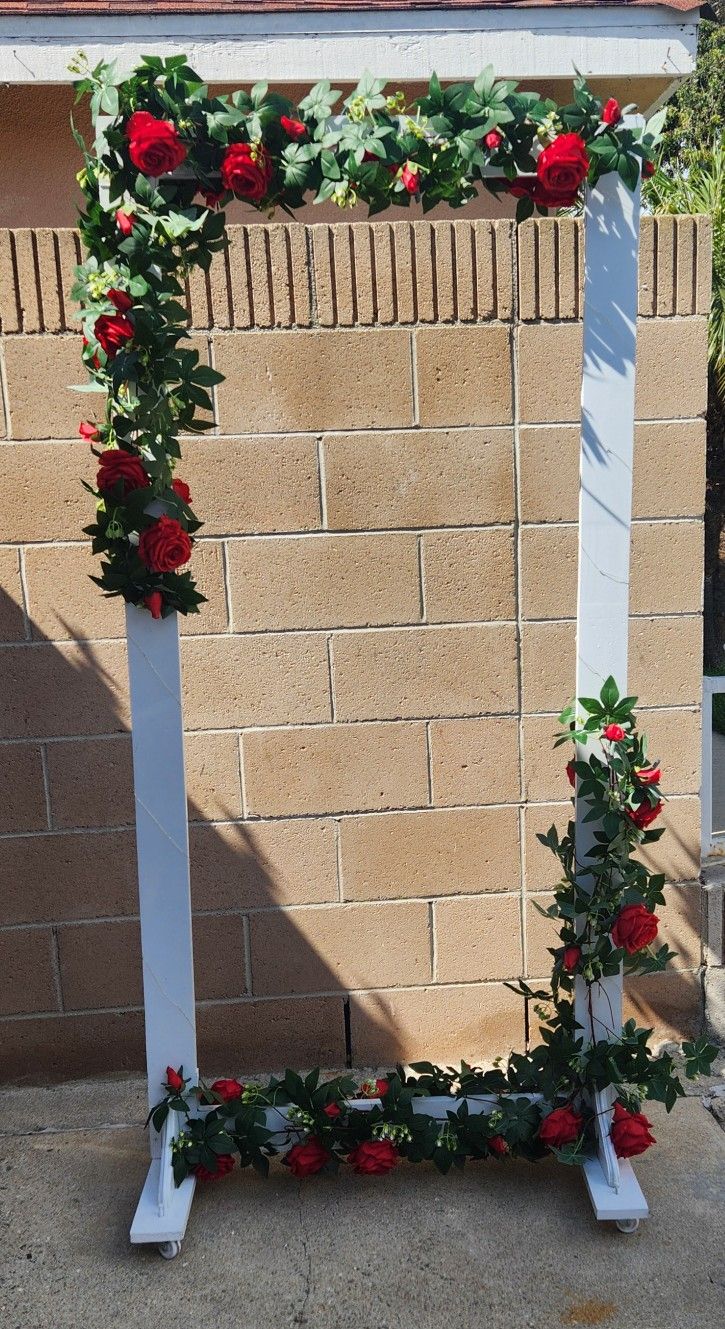 Dancing Mirror For Quince