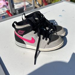 Nike Toddler Girls Size 9
