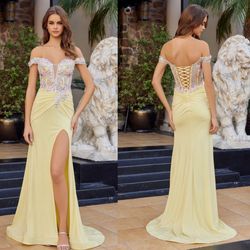 New With Tags Fitted Off The Shoulder Floral Long Formal Dress & Prom Dress $220