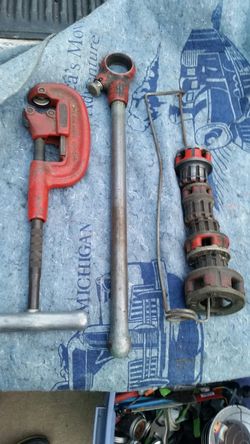 Rigid Pipe Cutting and Pipe Threading Tools