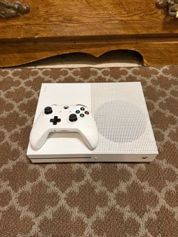 Xbox One S Bundle – Perfect Starter Gaming Console
