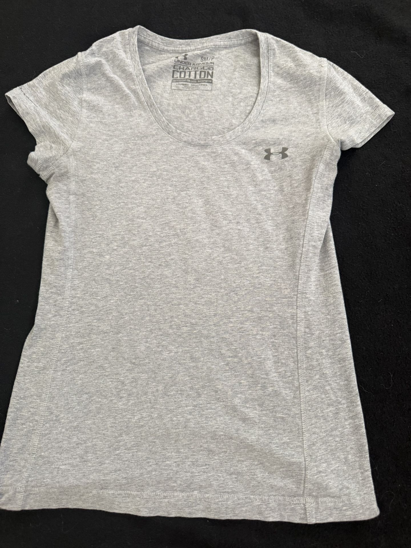Under Armour Small Shirt