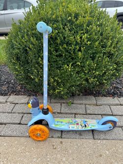 Kick Scooter for Kids, 3 Wheel Self Balancing, Light Up LED Wheels