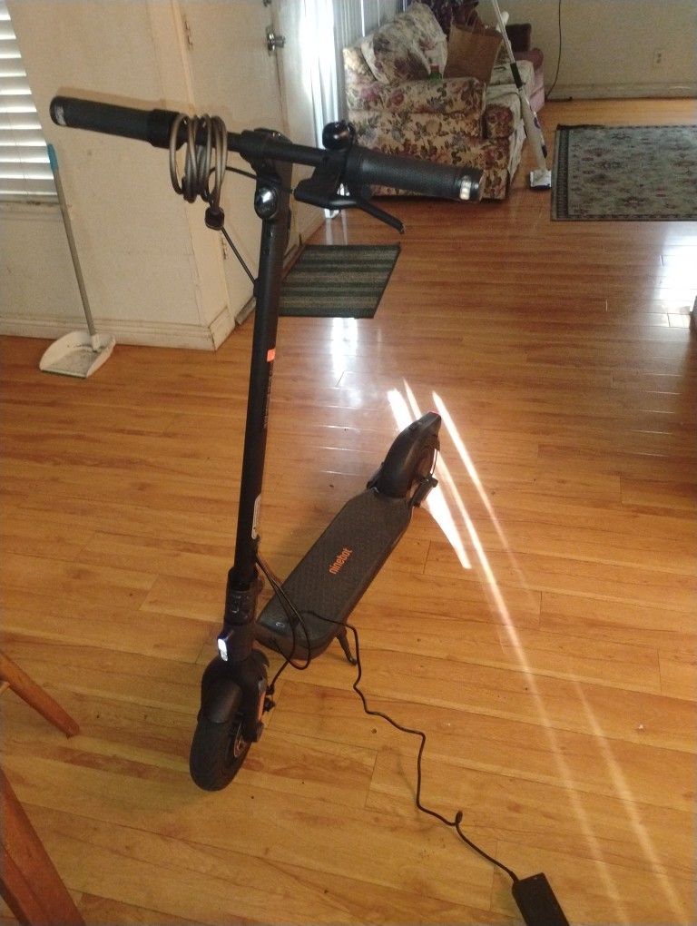 Ninebot F2