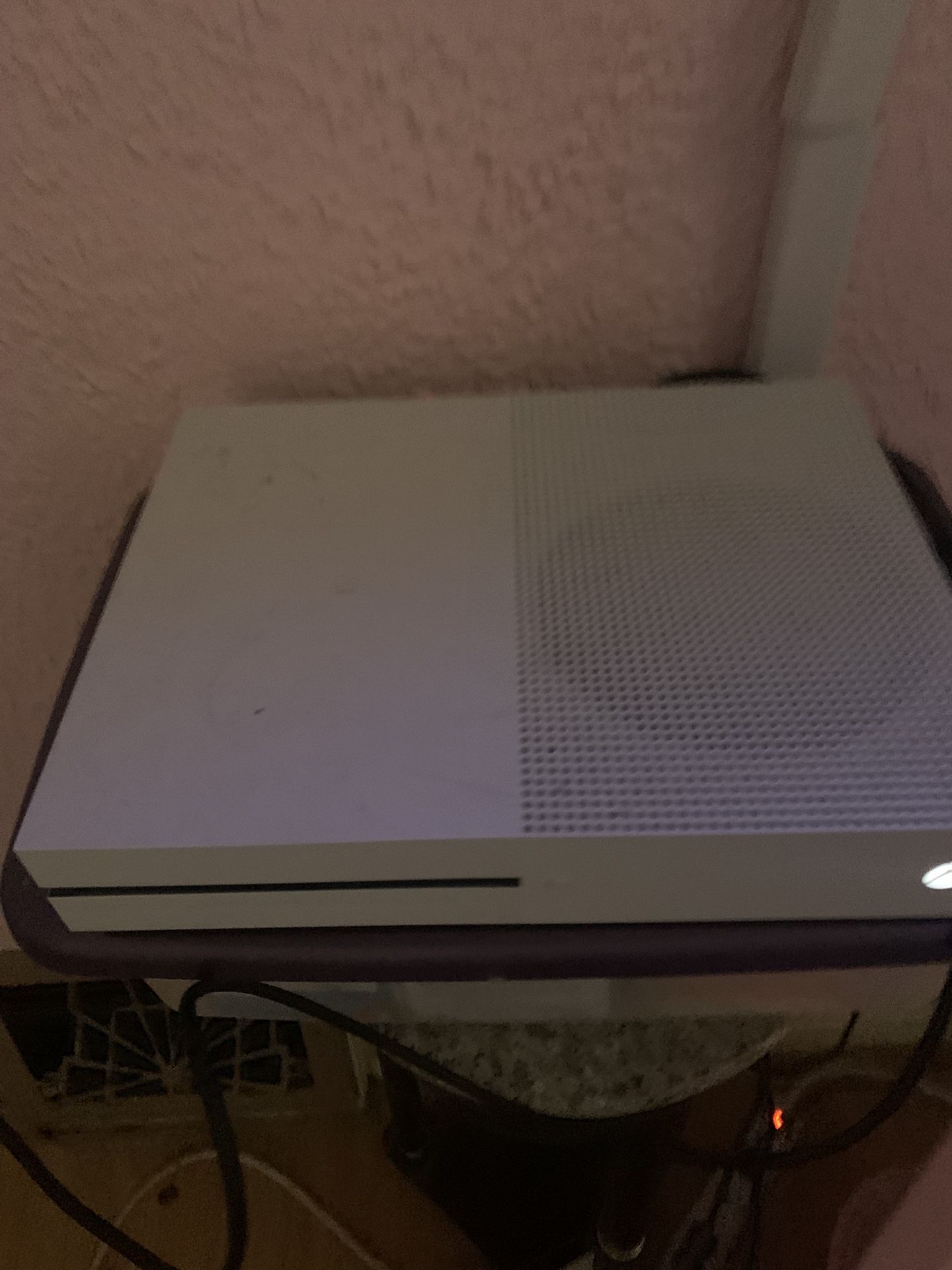 Xbox One s