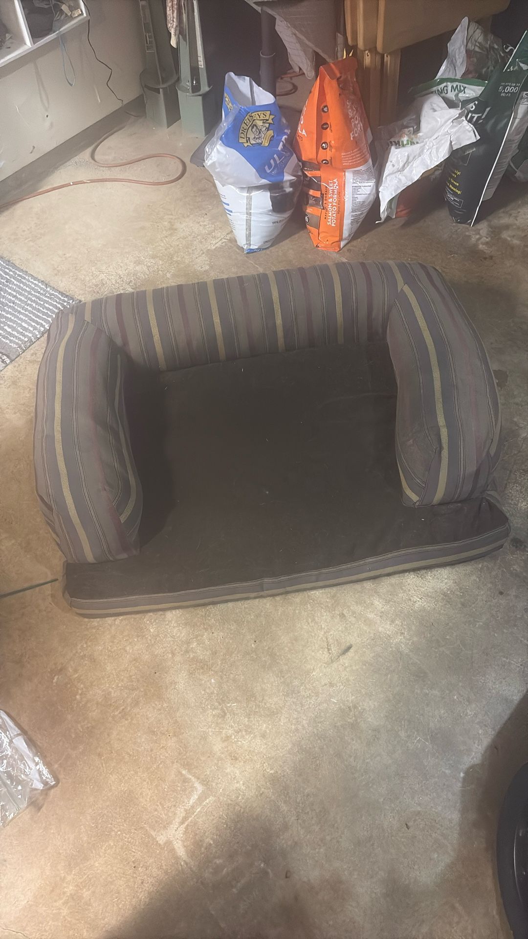 Golden Retriever-sized Dog Bed