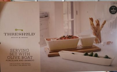 Threshold Serving Set With Olive Boat