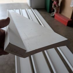 5pcs. of 6.5* x 8' Crown/Base Molding 