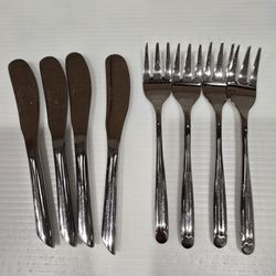 Set of 8 Appetizer Forks & Butter Knives 