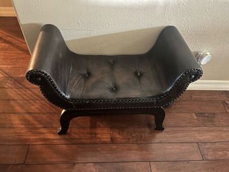 Stool/decorative chair