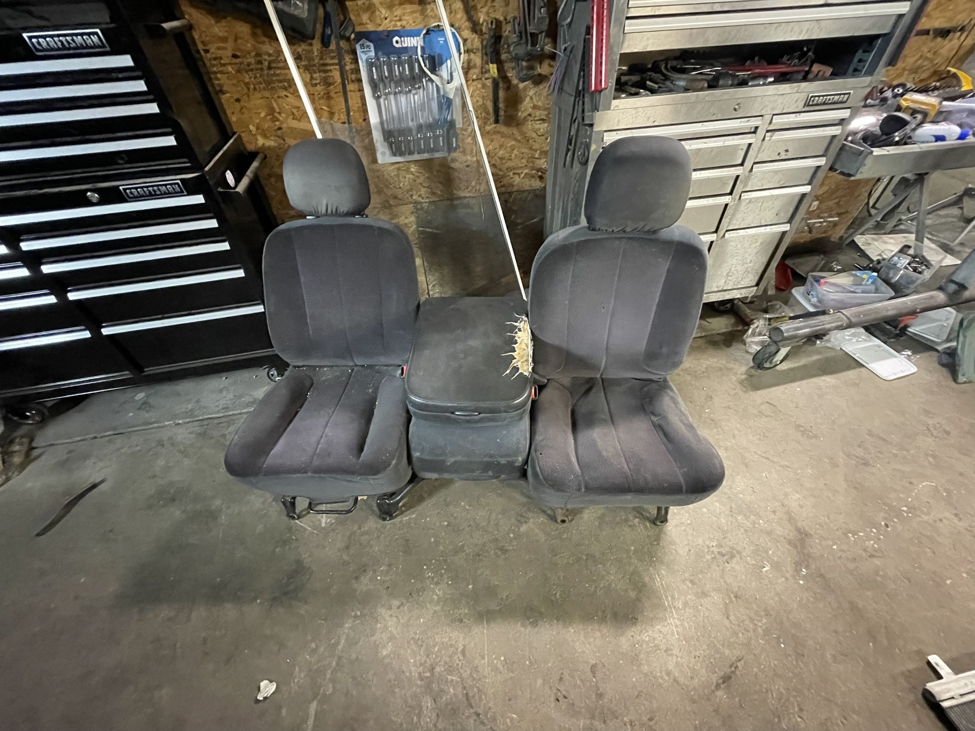 03-09 Seats Electric