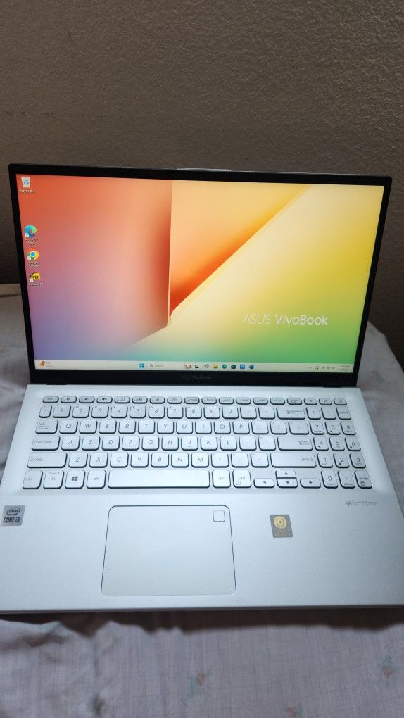 Asus Vivobook 15 Laptop