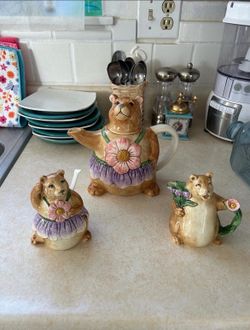 Vintage Otagiri Ceramic Hula Bear Cookie Jar and Sugar Creamer Set