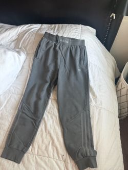 13-14 YO Adidas Youth Jogging pants