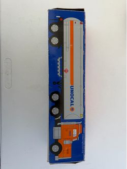 Unocal 76 diecast truck