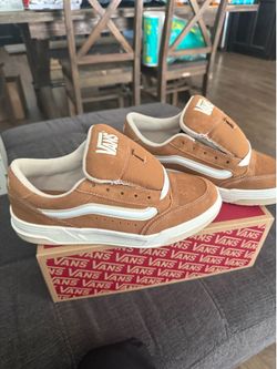 New Vans Knu Skool Shoes - Brown Suede