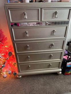 5 drawer chest
