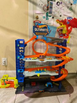 Hot Wheels City Ultimate Garage Playset with Car-Eating Dragon - 4-Level Tower & 4 Cars - See My Other Items 😀