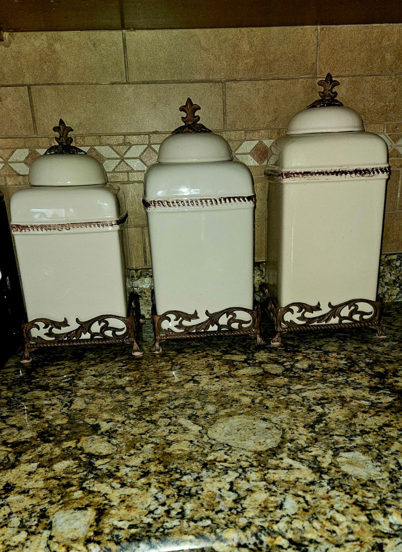 Belaverra Kitchenware Set